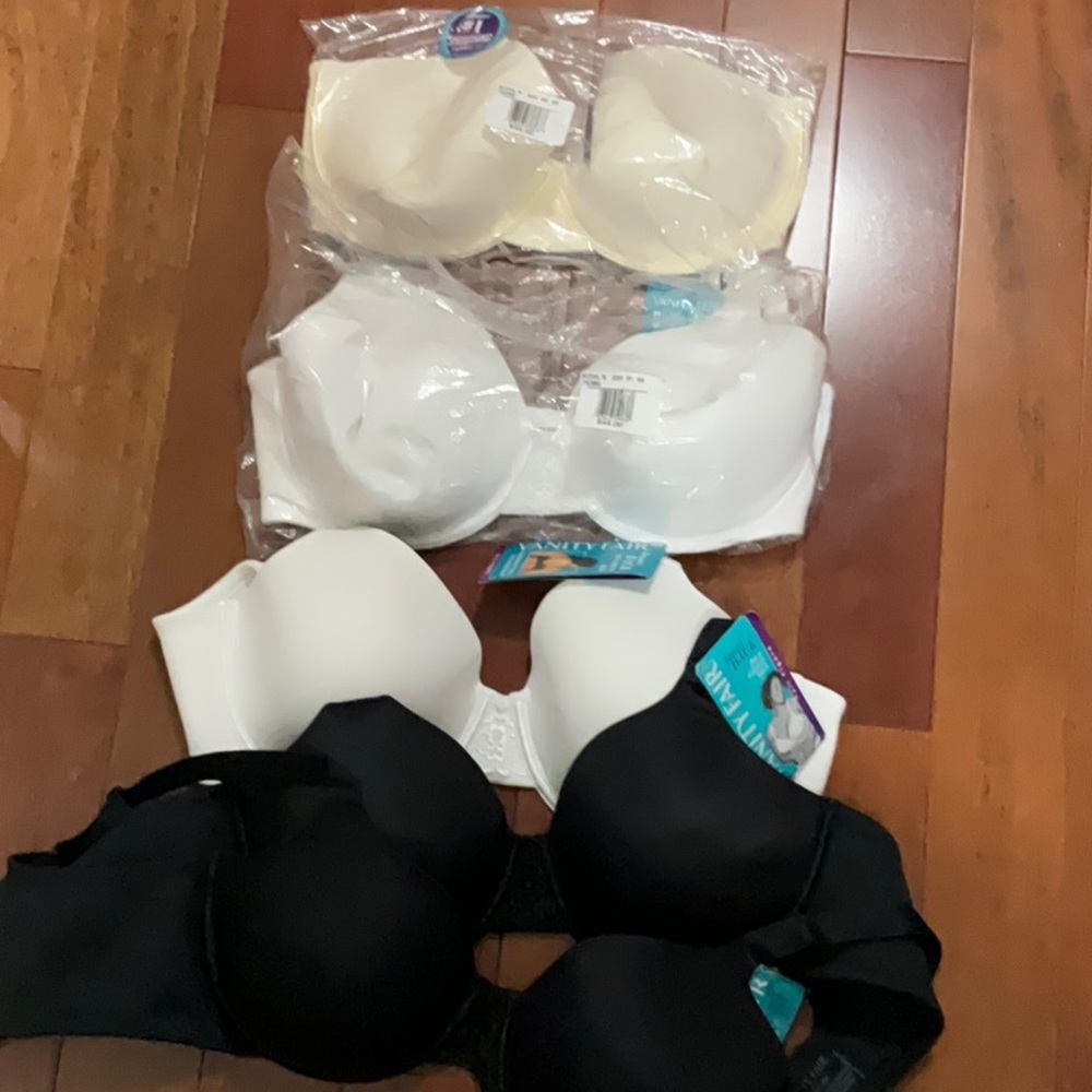 Vanity Fair bras - 36D